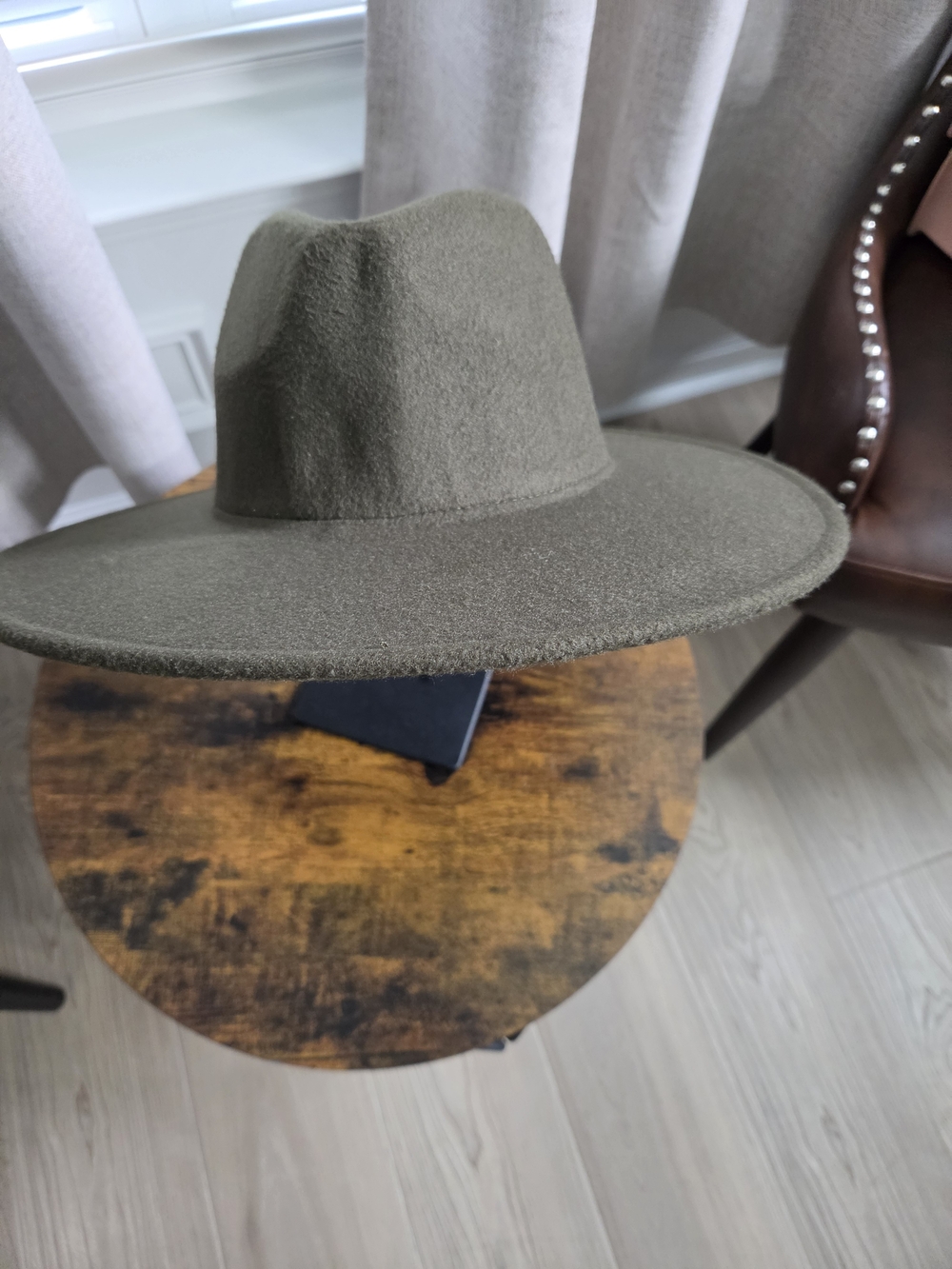 Classic Wide-Brim Wool Fedora Hat - Olive